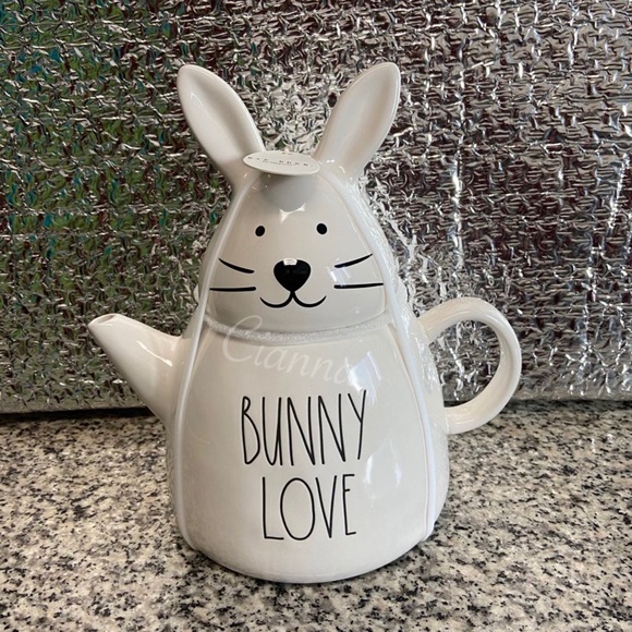 Rae Dunn BUNNY LOVE Teapot